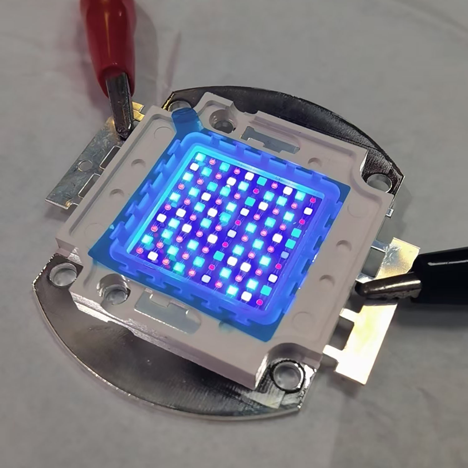 Éclairage LED pour aquarium ma - Aquarium Marine Color avis et prix