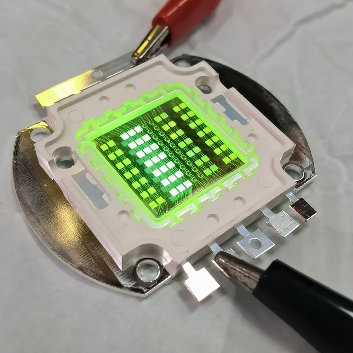 Éclairage LED pour aquarium ma - Aquarium Marine Color avis et prix